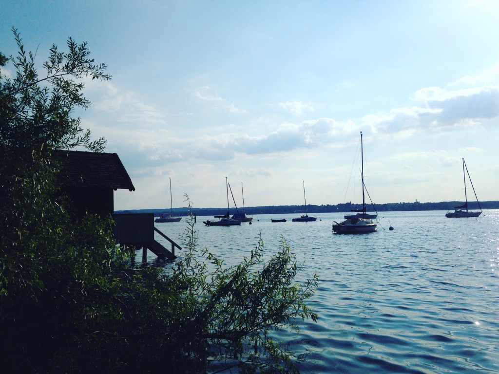 5 things, that make me happy in summer - lakes| itsannavaleria.net